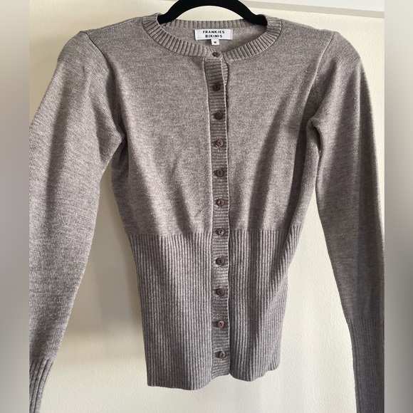 Frankies Bikinis Cloud Knit Button Up Cardigan - Picture 4 of 6